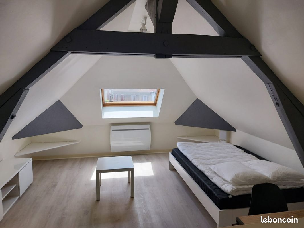 Appartement 1 pièce 15 m² · à Sainte-Savine · 15 m² · 360 €/mois