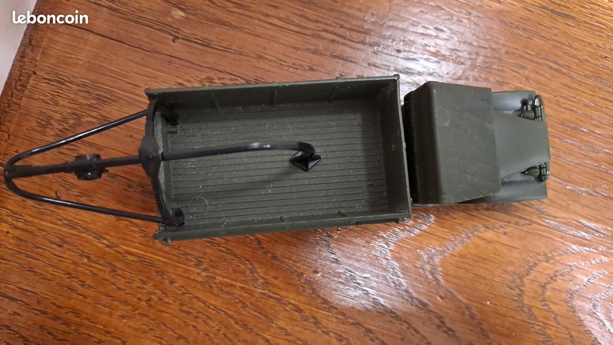 SOLIDO MILITAIRE 6036 Gmc Tole Avec Deux Soldats Ech 1/50 EUR 15,00
