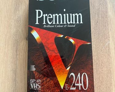 Cassettes VHS Sony Premium V 120/240 – Lot De X8, Neuves Sous Blister