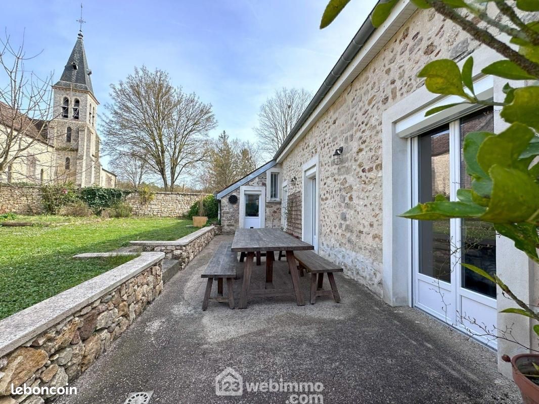 Maison 6 pièces 191 m² · à Perthes · 191 m² · 550 000 €