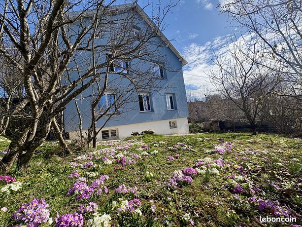Propriété 7 pièces 155 m²