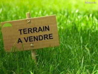 Terrain 383 m² Lehon · à Dinan · 87 000 €