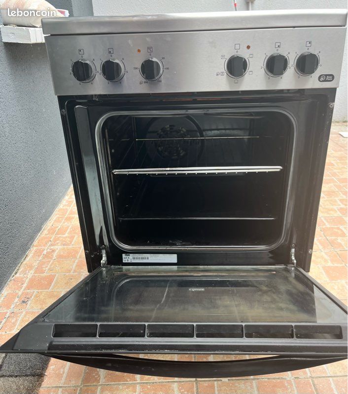 Cuisinière électrique (image 2)
