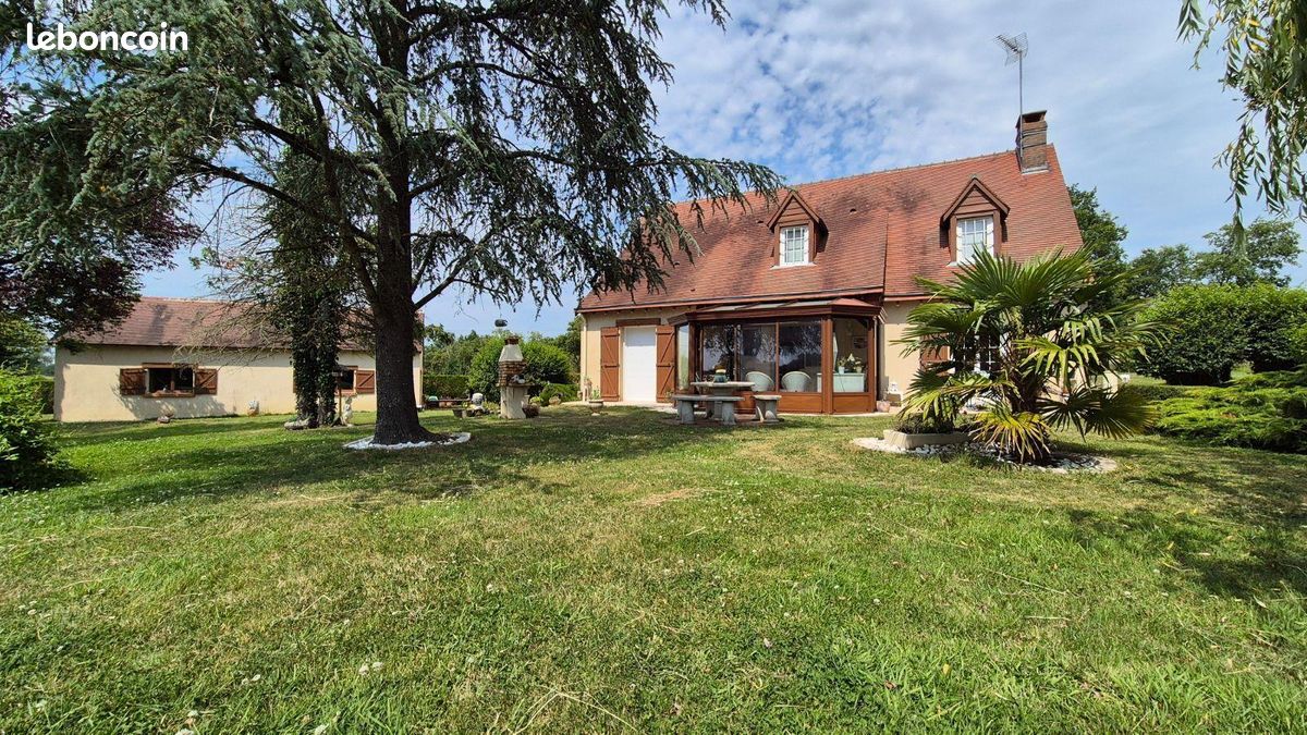 Maison 4 pièces 118 m² · à Rouperroux-le-Coquet · 118 m² · 252 000 €