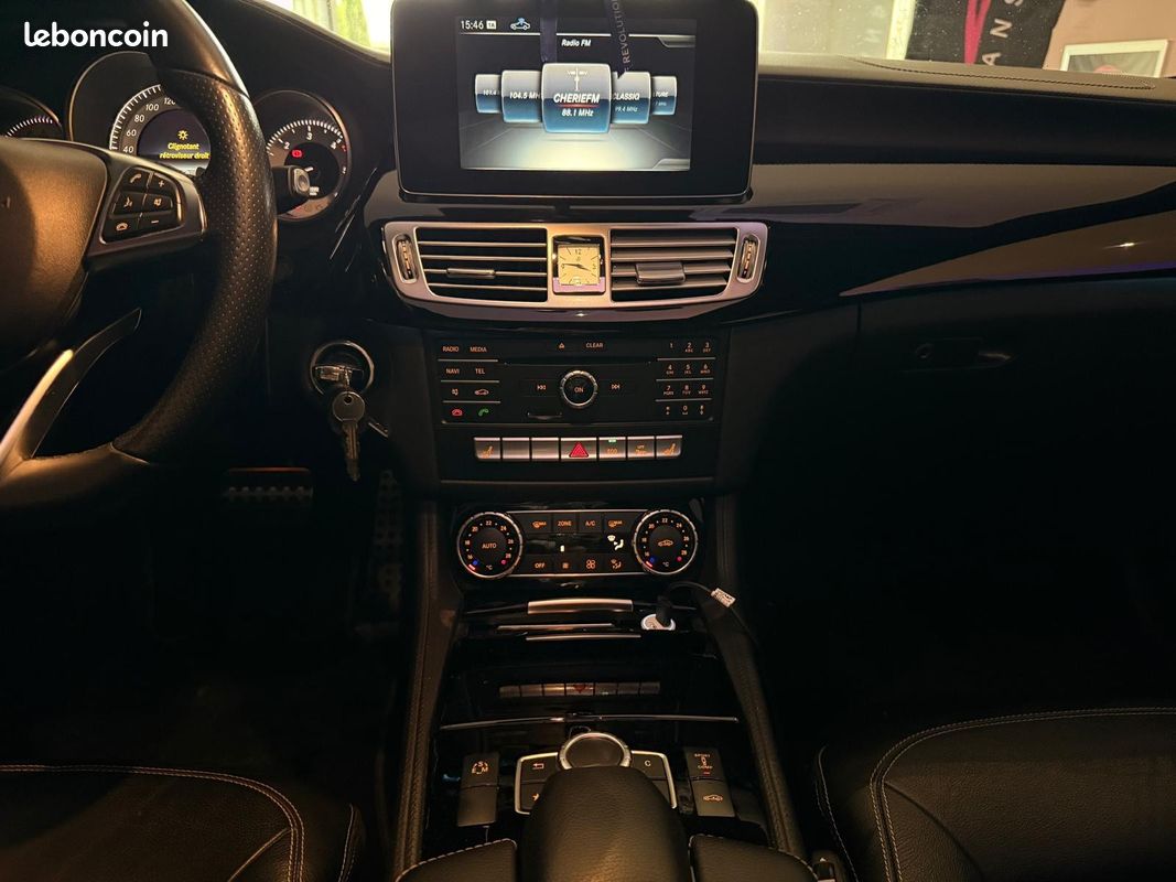MERCEDES CLASSE CLS COUPE AMG 350d 260ch V6 3.0L 4MATIC BVA9 ANALOG CLOCK (image 24)