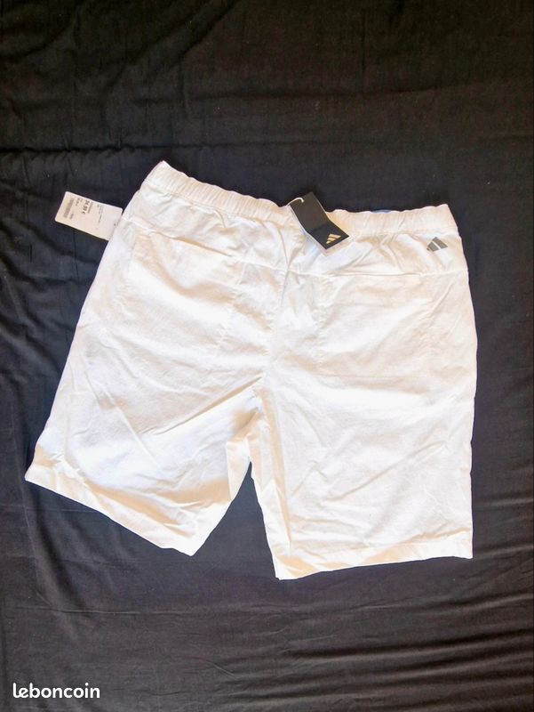 Lot de Shorts confortables neuf avec étiquettes - Vêtements