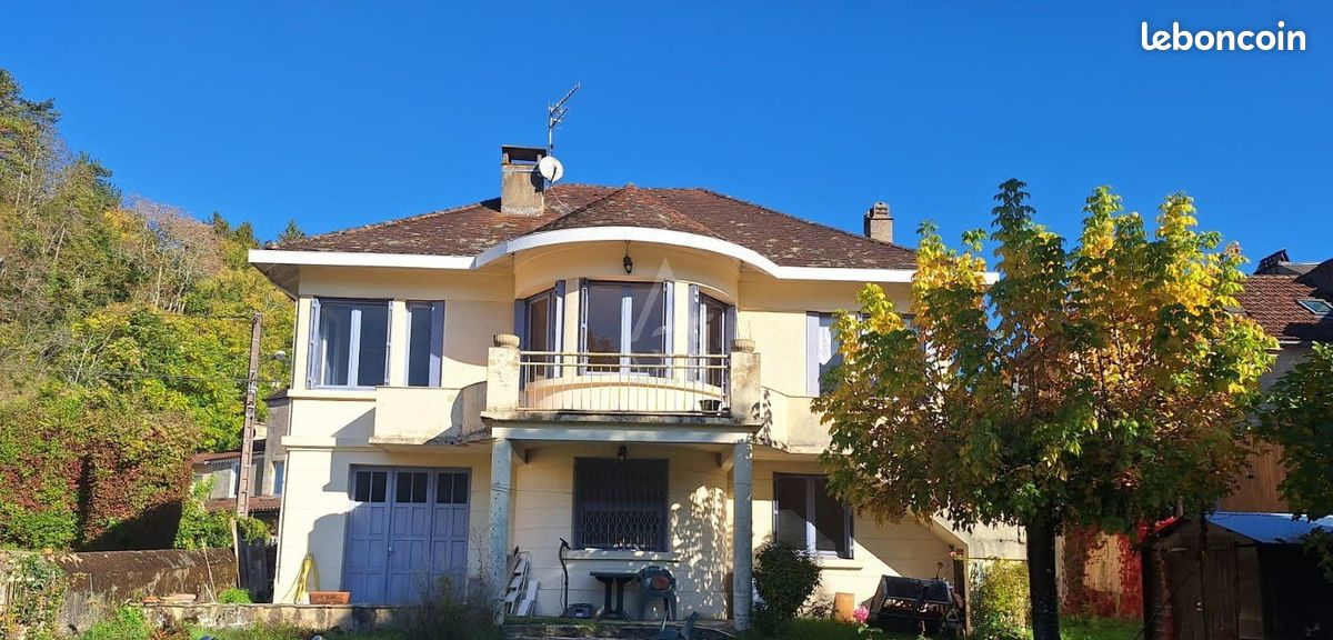 Maison de ville 7 pièces 130 m² (image 1)
