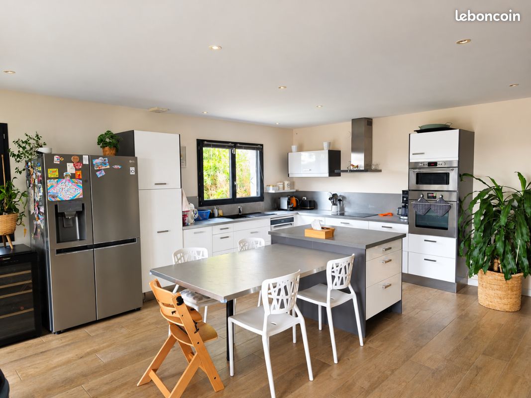Maison 6 pièces 160 m² · à Toussieu · 160 m² · 525 000 €