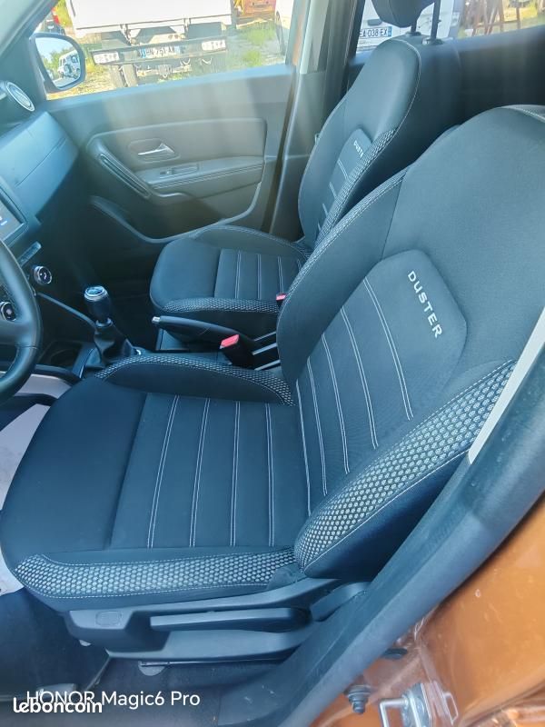 Dacia Duster 1.5 BLUE DCI 115CH PRESTIGE 4X2 (image 9)