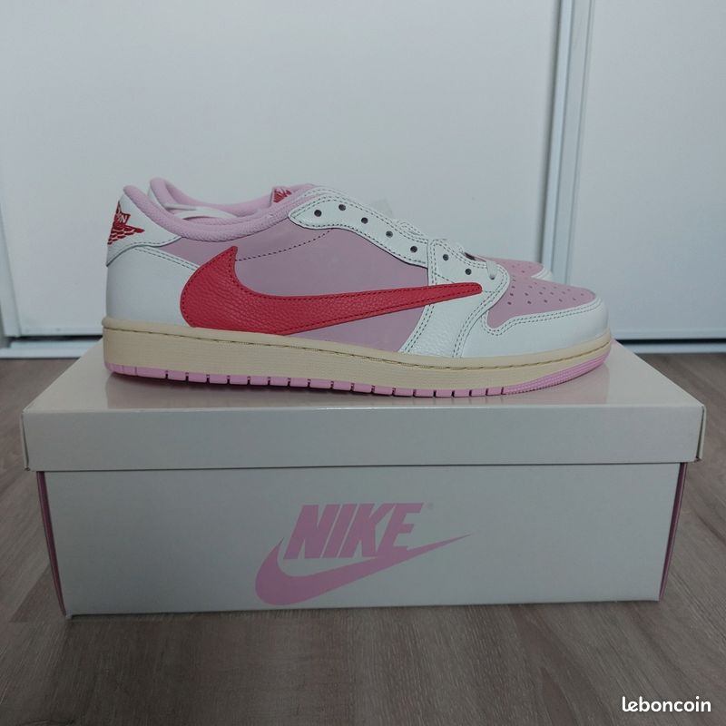 Nike Air Jordan Retro 1 Low x Travis Scott Tropical Pink 44,5eu (image 5)