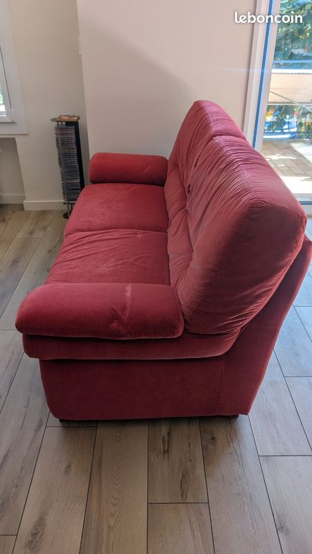 Canapé rouge / bordeaux (200cm * 100cm) + fauteuil (100cm*100cm) (image 3)