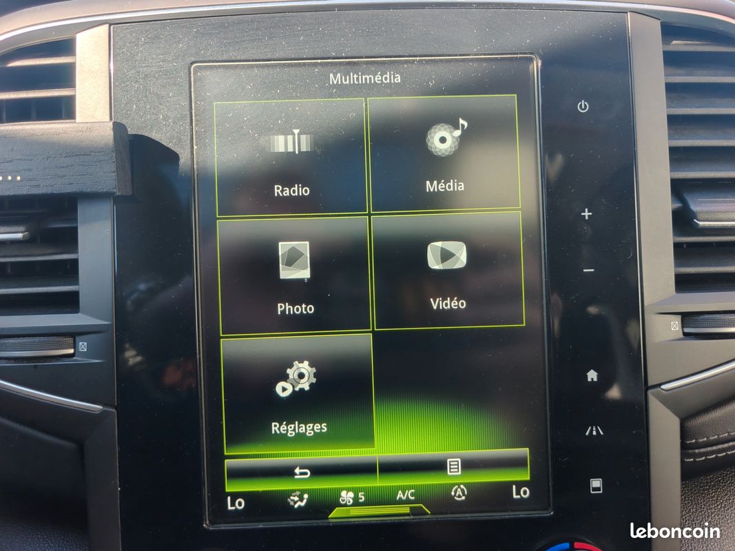 RENAULT Talisman ESTATE 1.6 DCi 160 CH INITIALE PARIS BVA / 4CONTROL / FULL OPTIONS / SOUND BY BOSE (image 40)