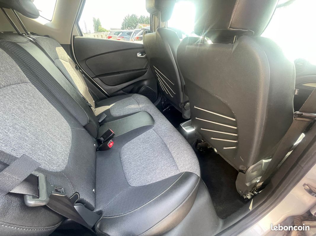 Renault captur phase 2 1.3 tce 150cv s-edition 2018 (image 16)