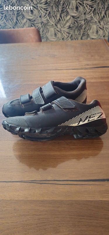 Paire de chaussures vélo (image 3)