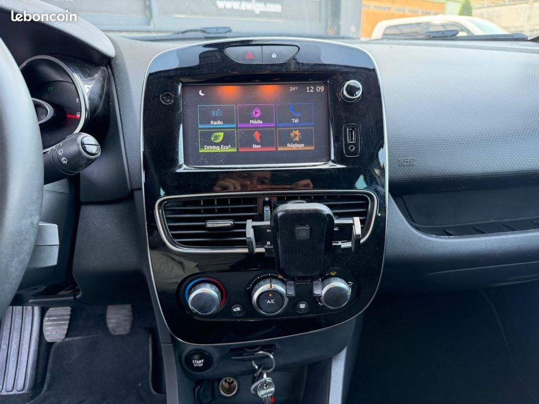 RENAULT CLIO 1.2 75 LIMITED COURROIE OK/ ENTRETIEN Ok (image 29)