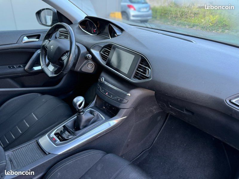 Peugeot 308 2.0 BLUEHDI FAP 150CH ALLURE 5P (image 4)