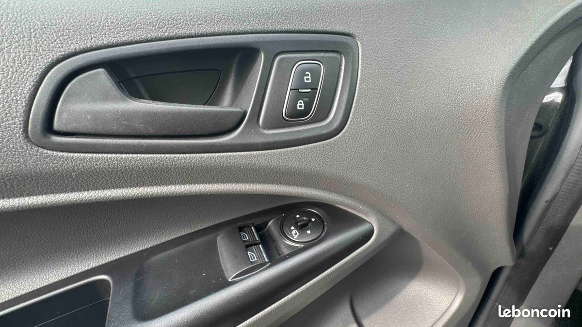 Ford transit connect fgn l1 1.0e100 e85 s&s trend business nav (image 12)