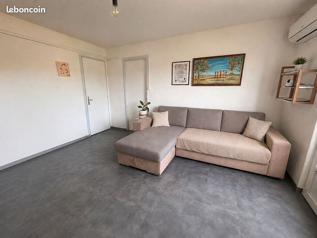 Appartement 4 pièces 64 m² · à Nîmes · 64 m² · 825 €