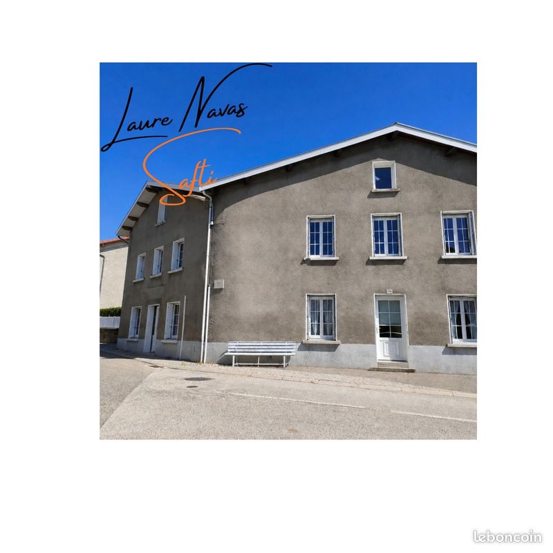 Maison 8 pièces 204 m² · à Valprivas · 204 m² · 105 000 €