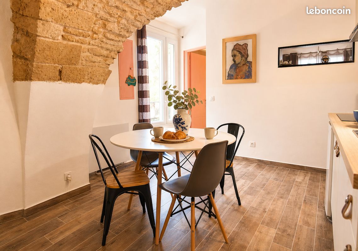 Appartement 2 pièces 33 m² · à Remoulins · 33 m² · 810 €