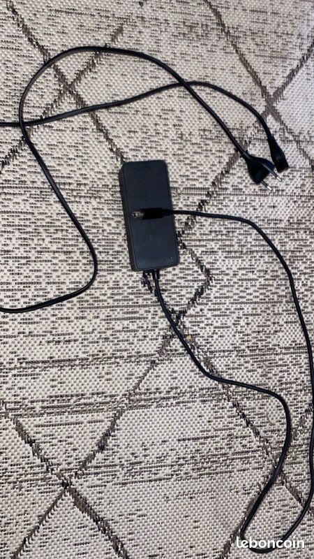 Chargeur trotinette xiaomi (image 1)