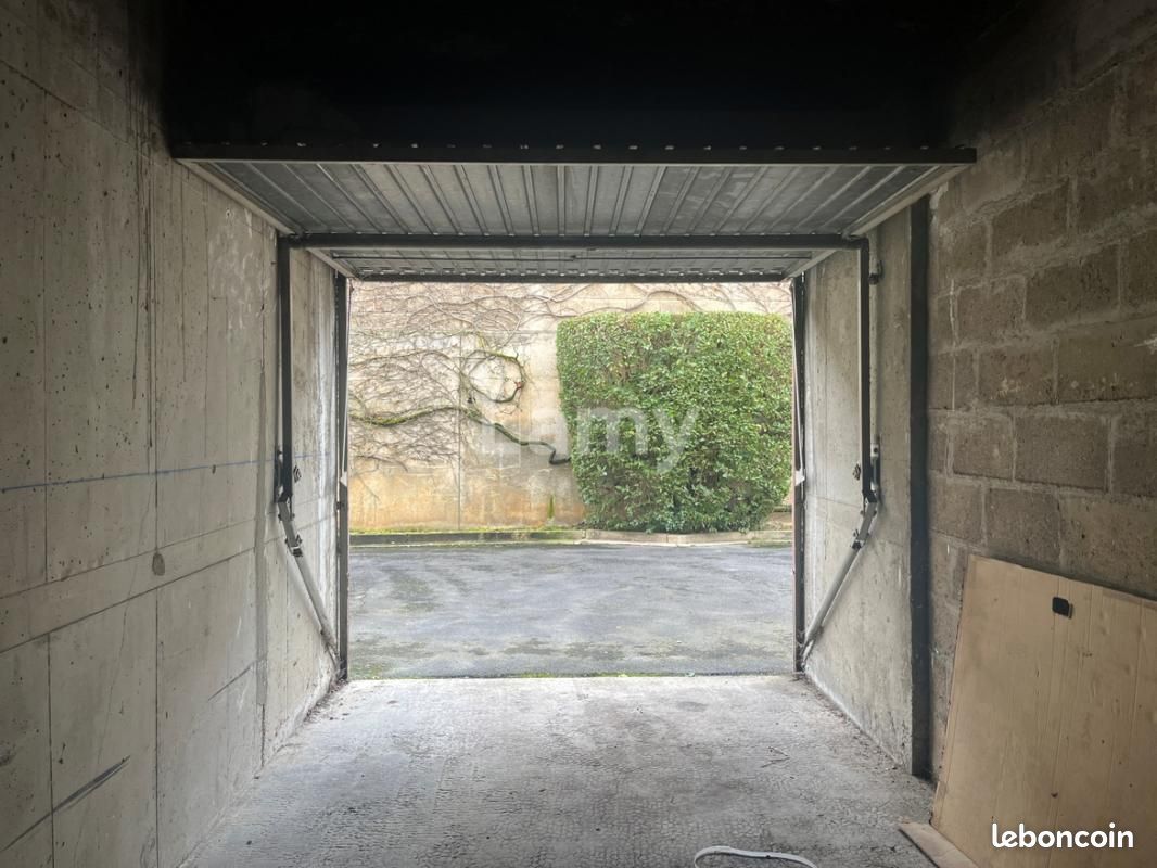 Parking 8 m² · à Reims · 8 m² · 55 €/mois
