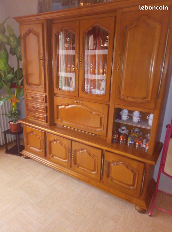 Buffet de salon (image 1)