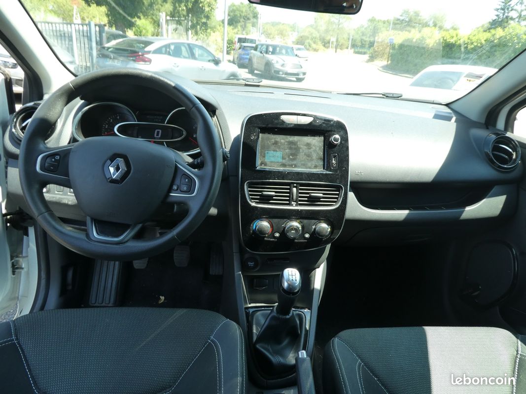 Renault CLIO IV 1.5 DCI 75CH ENERGY BUSINESS E6C (image 7)