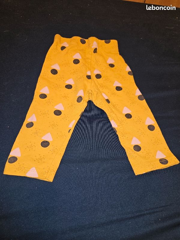 Pantalon Jaune a Point Noire Fille 12 Mois KIABI (image 2)