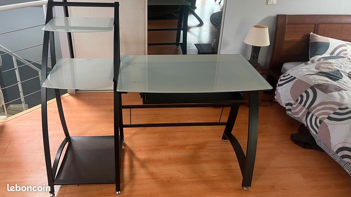 Bureau en verre et acier avec son étagère (image 1)