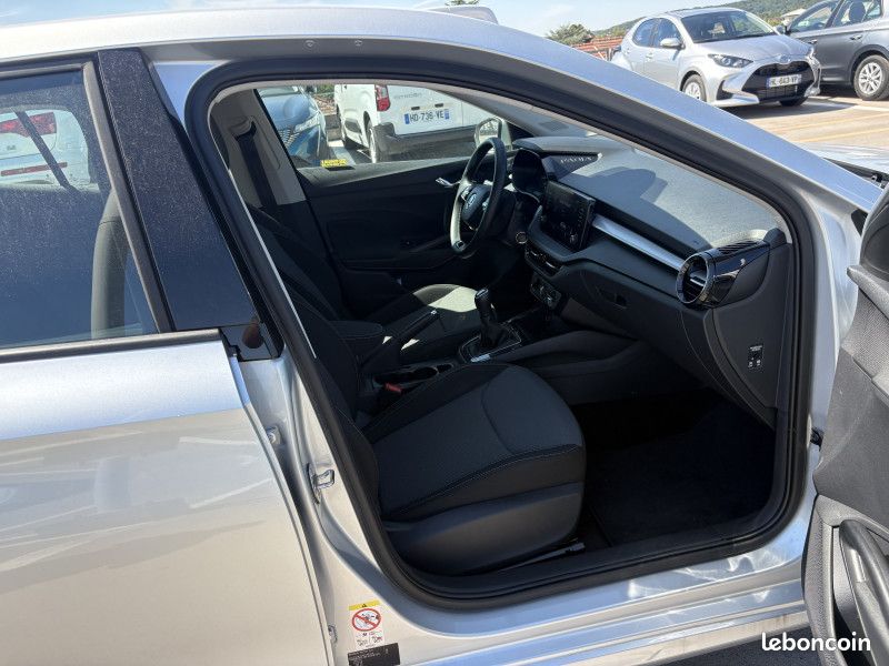 Skoda FABIA 1.0 MPI 80CH AMBITION *TVA RECUPERABLE (image 12)