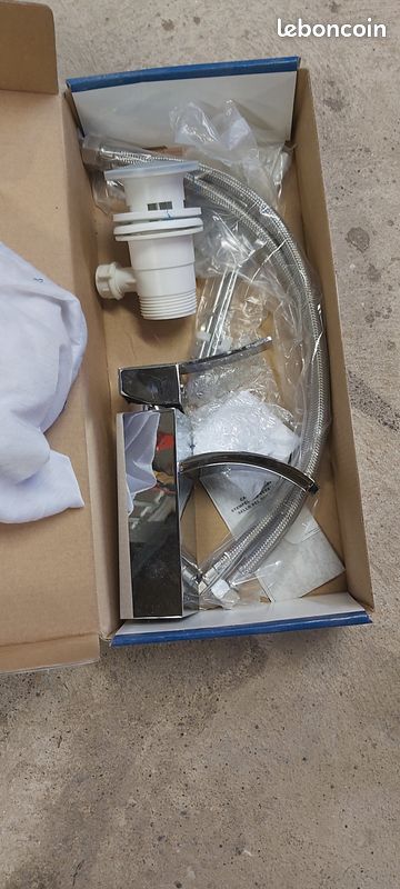 Robinet salle de bain (image 2)