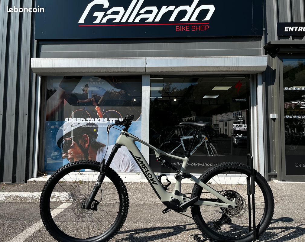 Amflow PR Carbon (image 3)