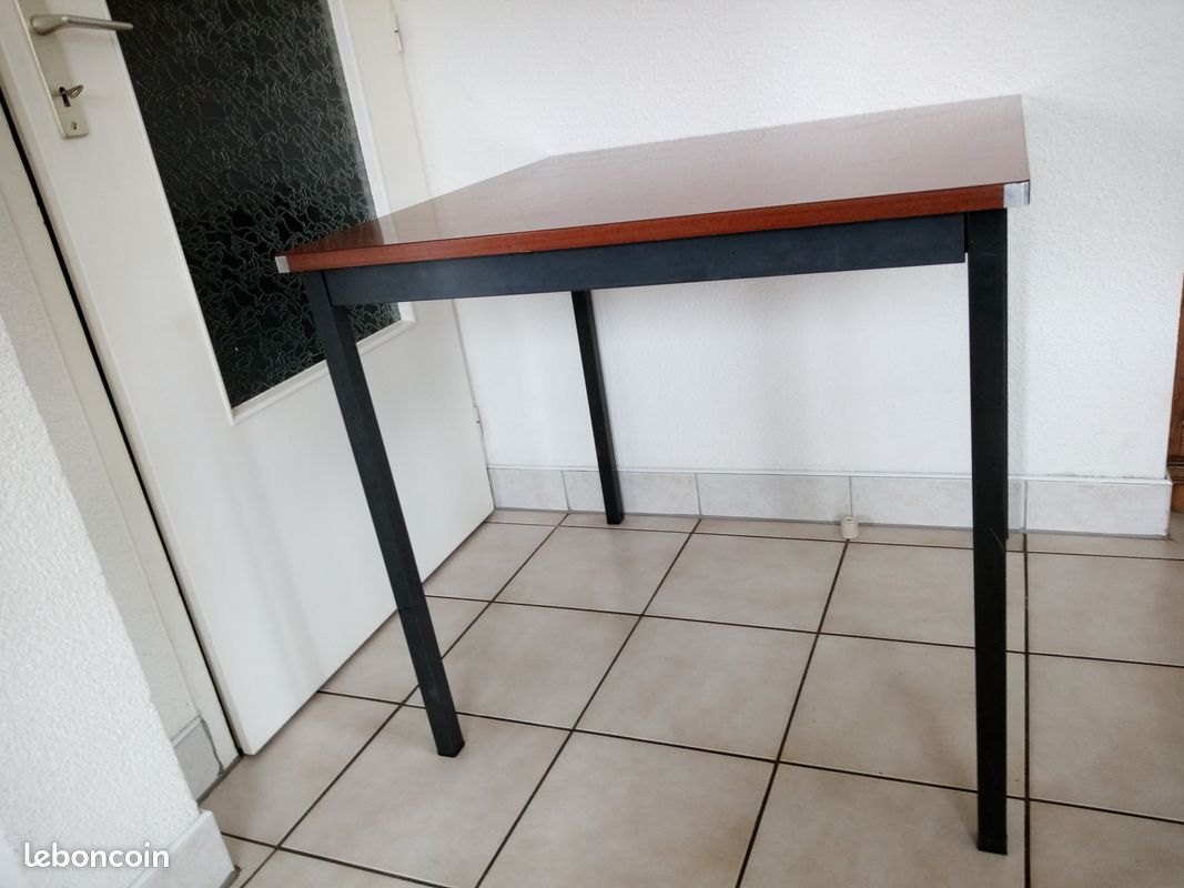 Table de travail, établi, de sciage, etc (image 1)