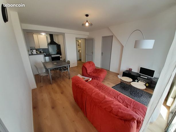 Location T3 Rodez refait à neuf – haut de la rue St Cyrice, balcon sur Layoule, cave, parking