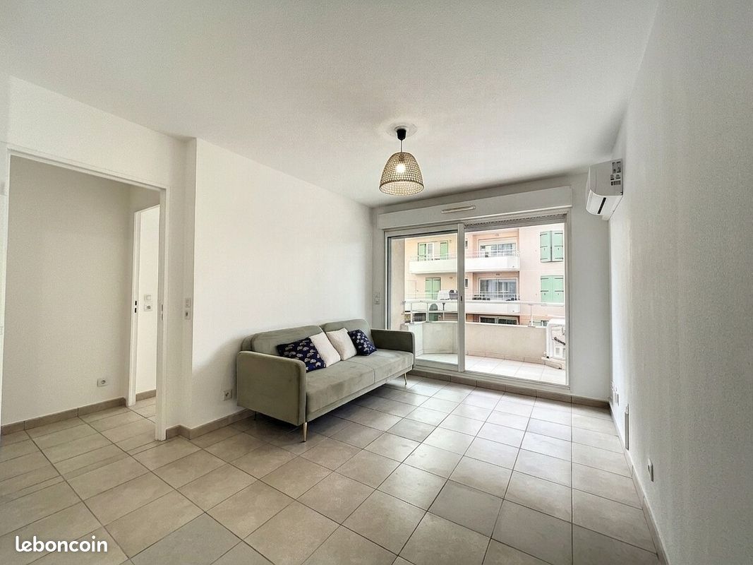 Appartement 2 pièces 35 m² · à Antibes · 35 m² · 950 €/mois