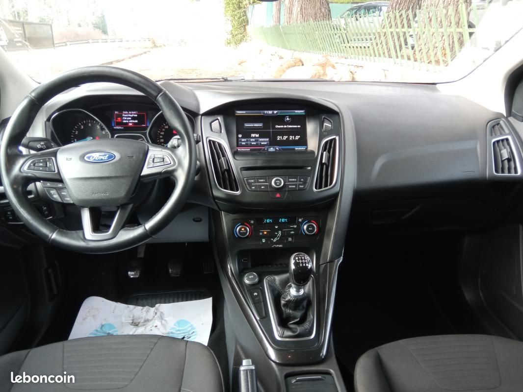 Ford Focus 1.0 EcoBoost 125 S&S Titanium (image 4)