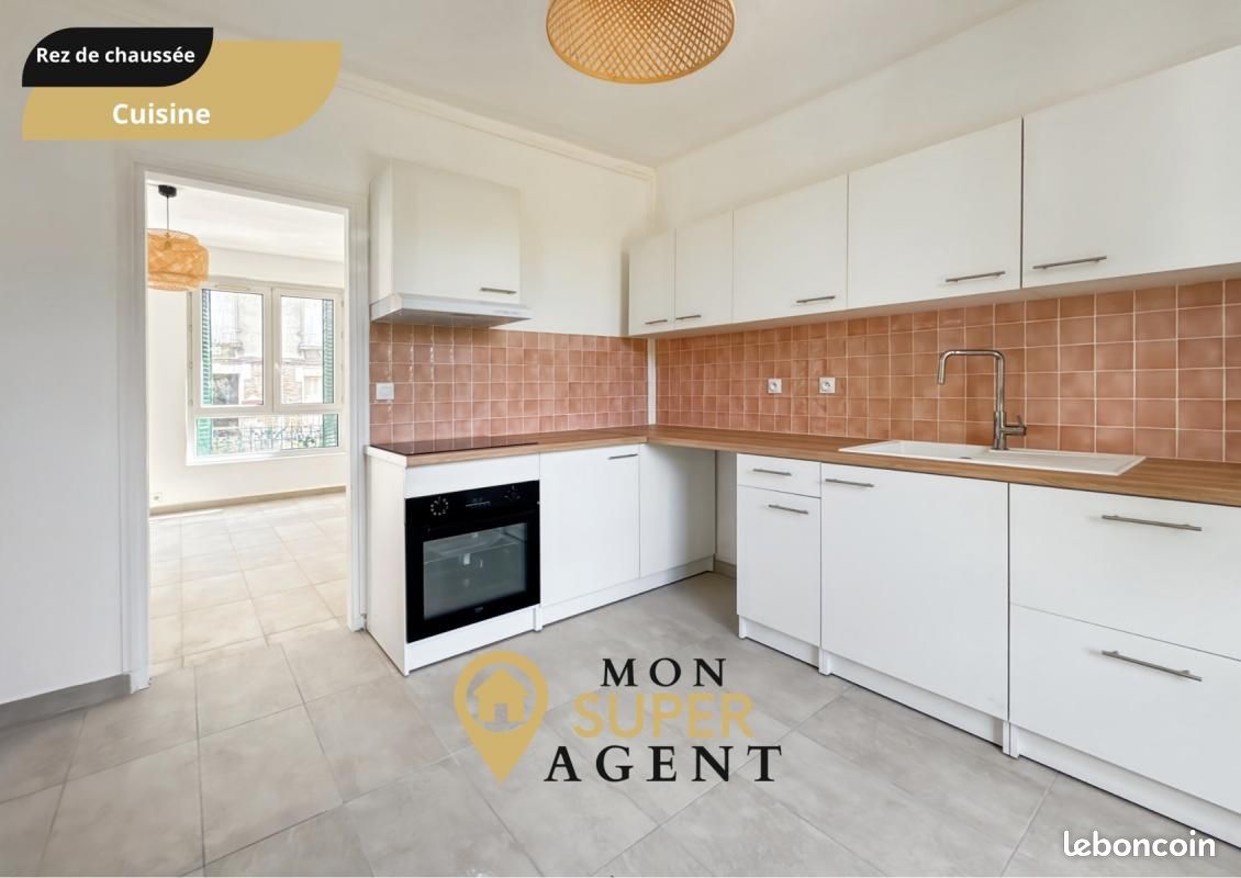 Maison a louer melun - 10 pièce(s) - 164 m2 - Surfyn