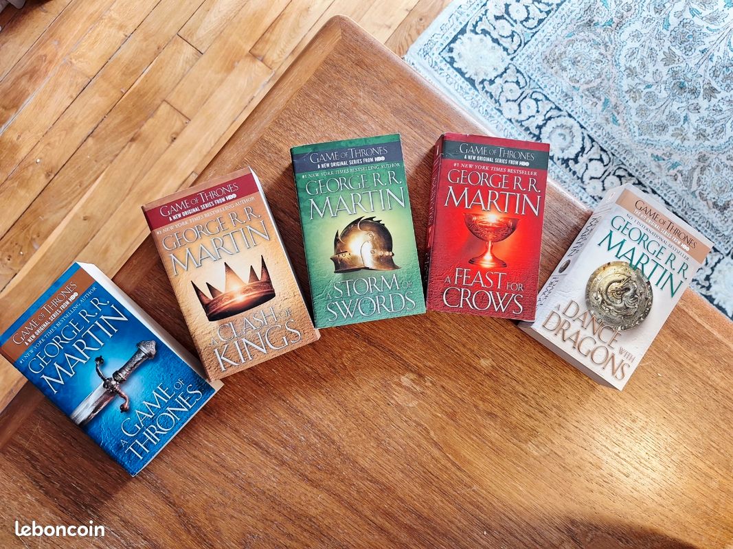 A Song of Ice and Fire - George R. R. Martin - Intégrale 5 tomes dont A Game of Thrones (image 5)