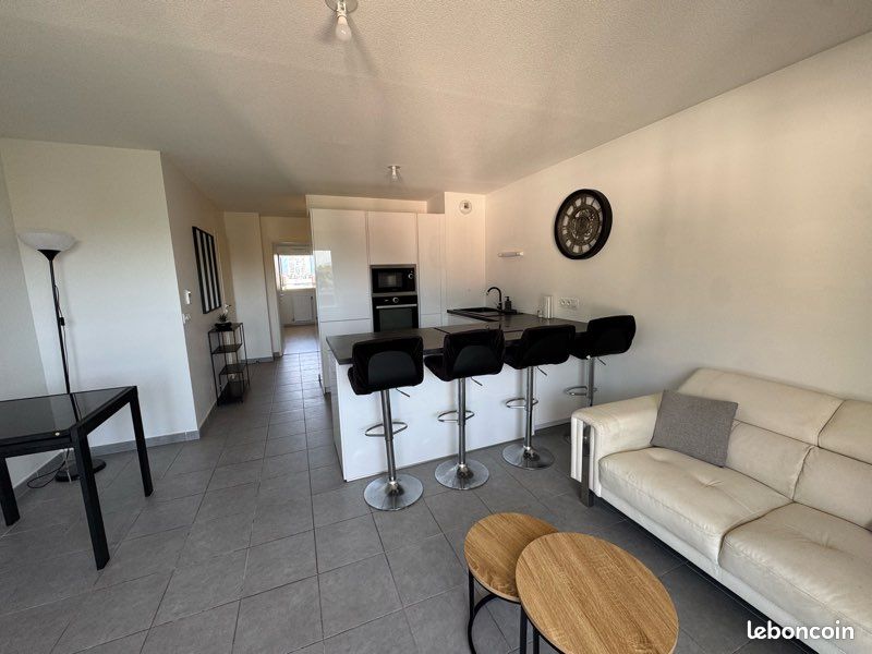 Appartement 2 pièces 42 m² · à Le Pont-de-Claix · 42 m² · 815 €/mois