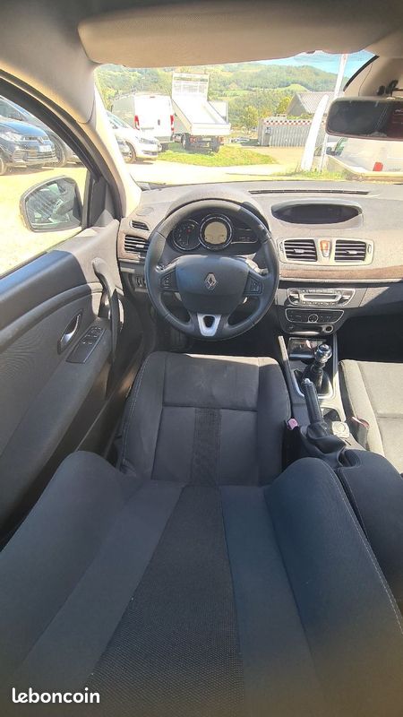 RENAULT Megane - 2.0 Tce coupé 180ch essence (image 18)