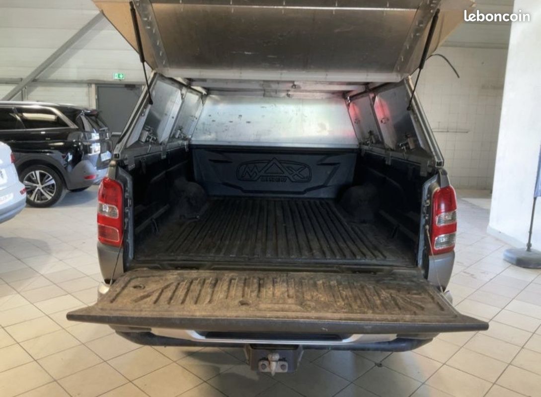 MITSUBISHI L200 Intense Connect Club Cab 4WD (image 8)