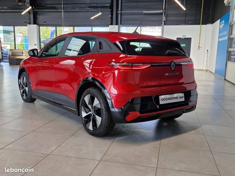 Renault Megane E-Tech Electric EV40 130ch Equilibre standard charge (image 7)
