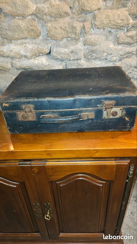Valise ancienne bleue années 40/50 – patine authentique (image 1)