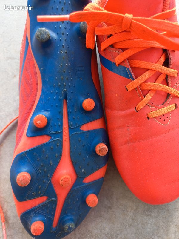 Chaussure à crampon (image 3)