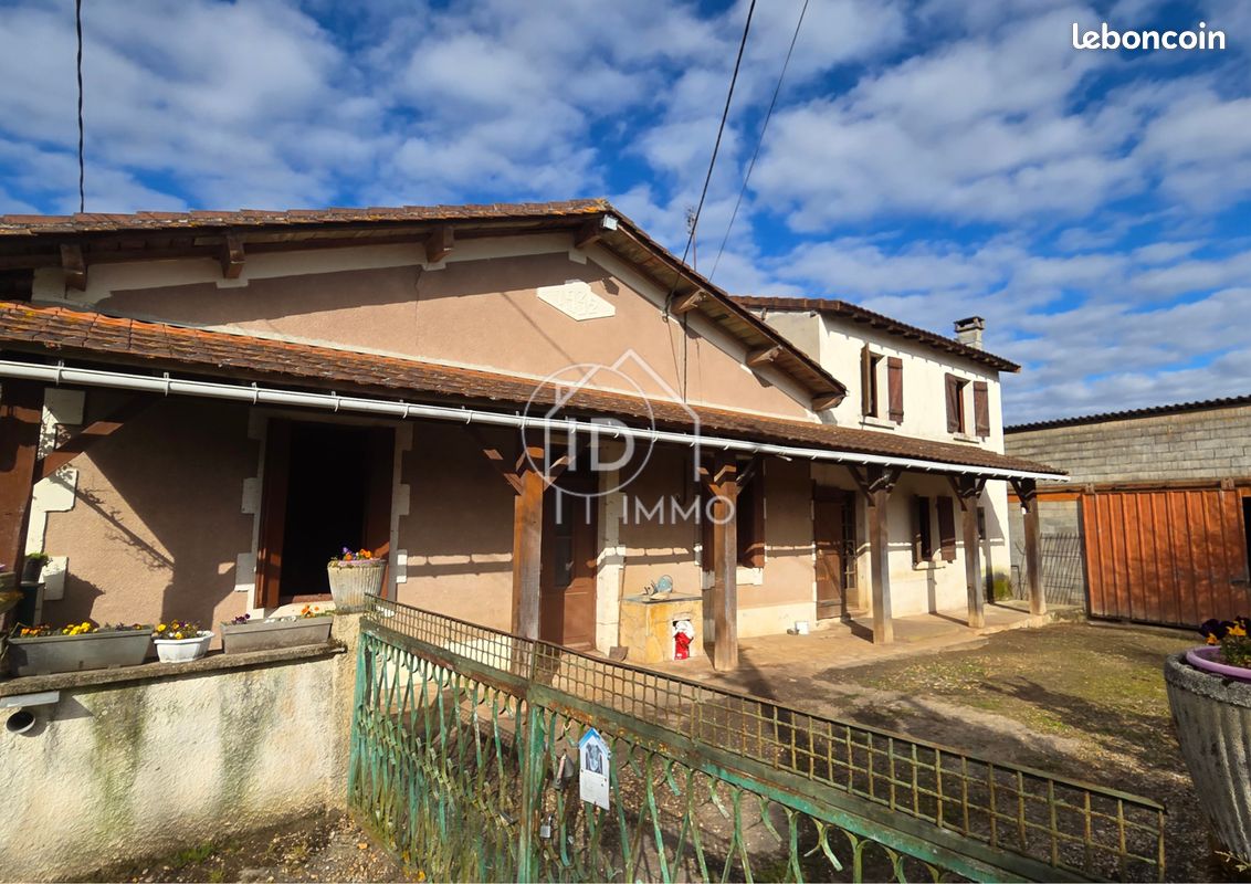 Maison 6 pièces 165 m² · à Montpon-Ménestérol · 165 m² · 146 500 €