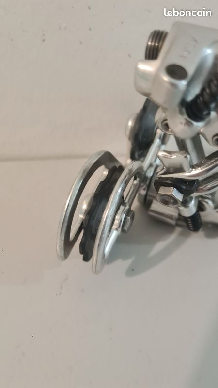 Dérailleur arrière vintage CAMPAGNOLO NUOVO RECORD, fabriqué