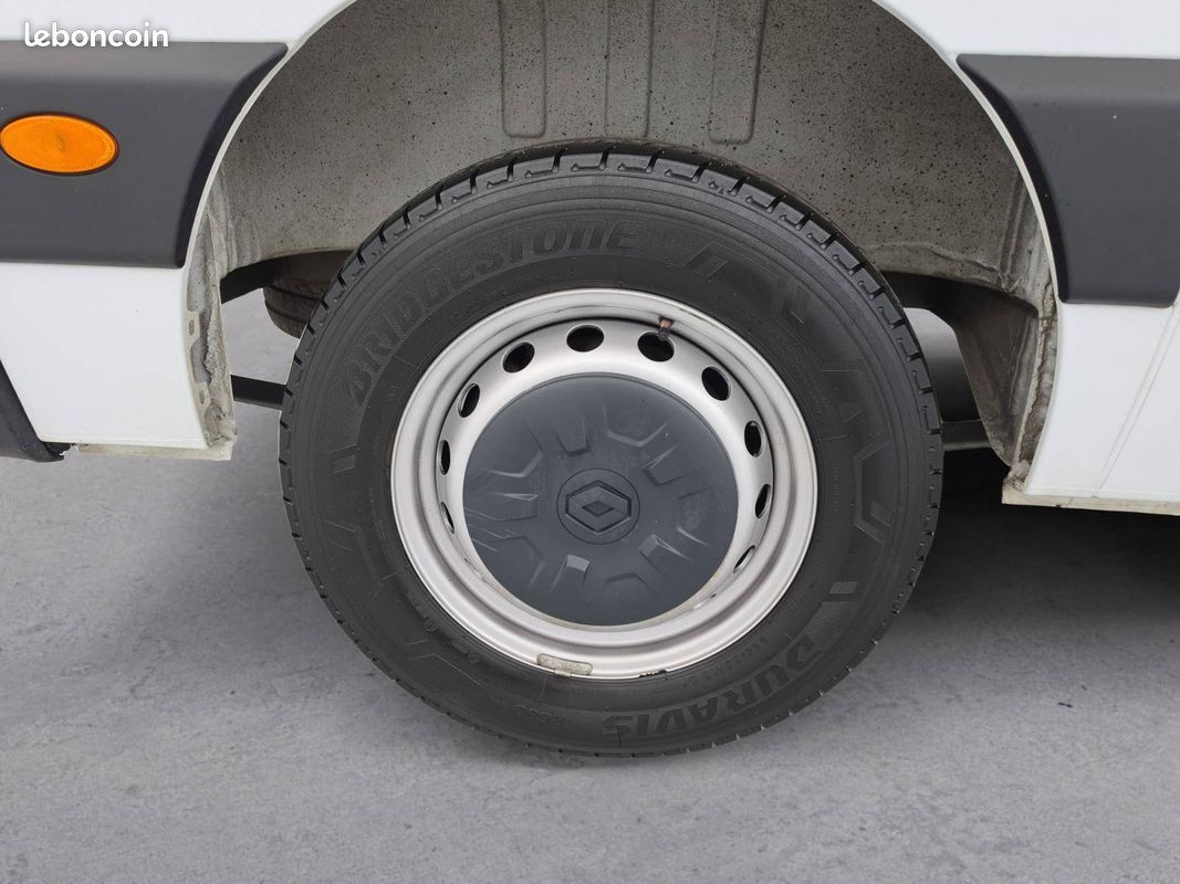 Renault master fgn trac f3500 l3h3 blue dci 135 confort (image 22)