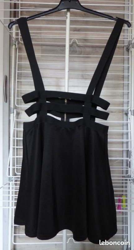 Jupe à bretelles noire taille xs (image 1)