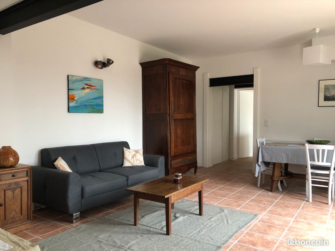 Gite 3 personnes avec jardin privatif et piscine (image 4)